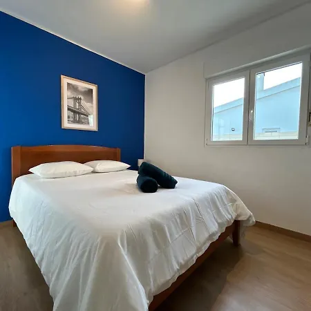 House - 5br - Sleeps 10 Near Lisbon & Cascais *