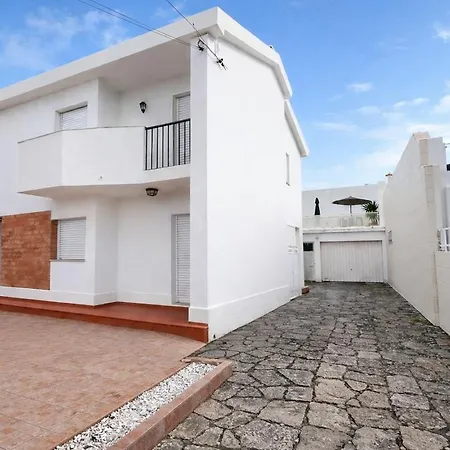 House - 5br - Sleeps 10 Near Lisbon & Cascais Nyaraló Oeiras