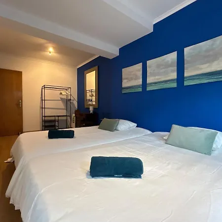 Nyaraló House - 5br - Sleeps 10 Near Lisbon & Cascais *