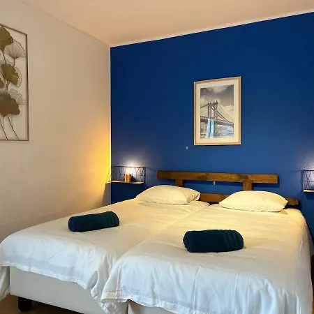 Nyaraló House - 5br - Sleeps 10 Near Lisbon & Cascais *